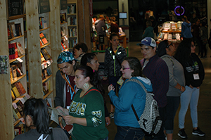 WPC new students at City Search Warner Pacific welcome weekend 2015 exploring the city